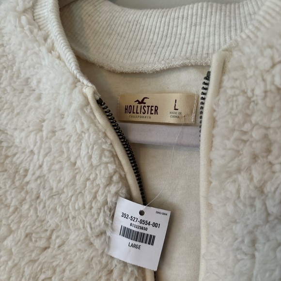 Hollister Women’s Cropped Sherpa Bomber Jacket Cream Size Large - Picture 3 of 7